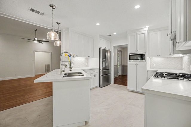 3320 Tower Road, Santa Fe, TX 77517