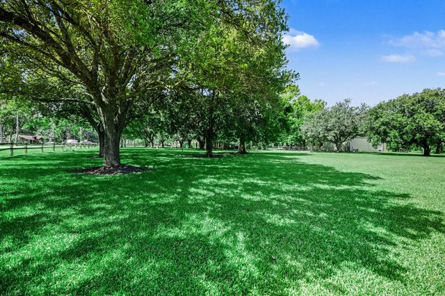 3320 Tower Road, Santa Fe, TX 77517