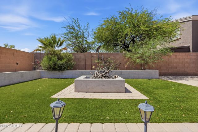 23553 W HUNTINGTON Drive, Buckeye, AZ 85326