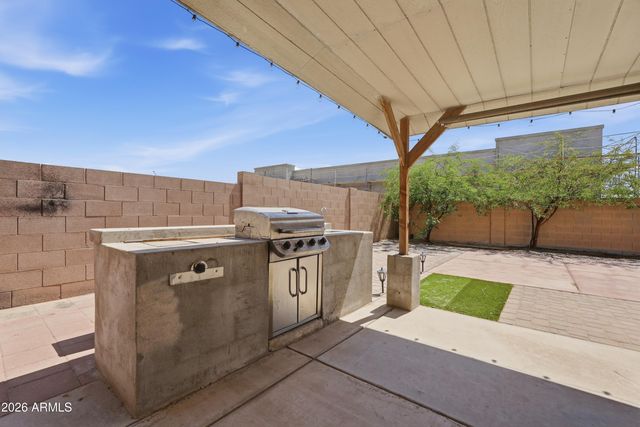 23553 W HUNTINGTON Drive, Buckeye, AZ 85326