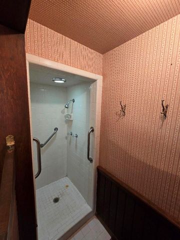 1824 Laurel Oaks Drive, Richmond, TX 77469