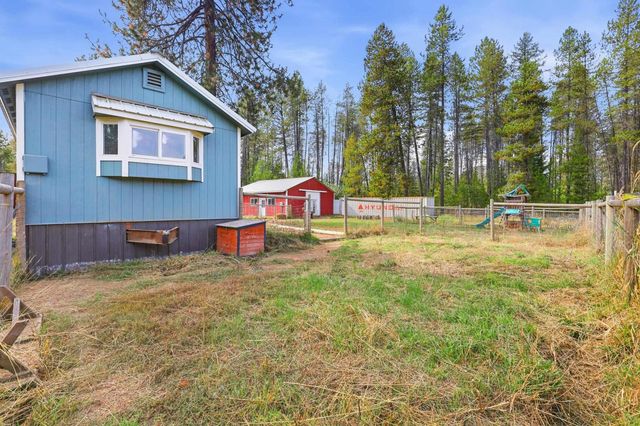3089 Southshore Diamond Lake Rd, Newport, WA 99156