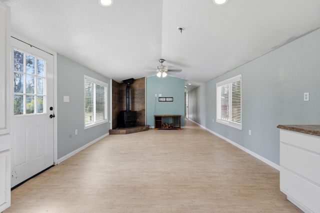 3089 Southshore Diamond Lake Rd, Newport, WA 99156