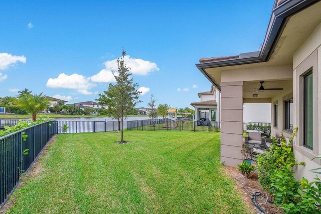 10780 Oceano Way, Parkland, FL 33076