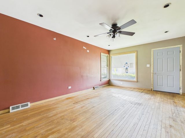 51 51st Avenue, Bellwood, IL 60104