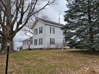 66598 Territorial Road, Lawrence Twp, MI 49064