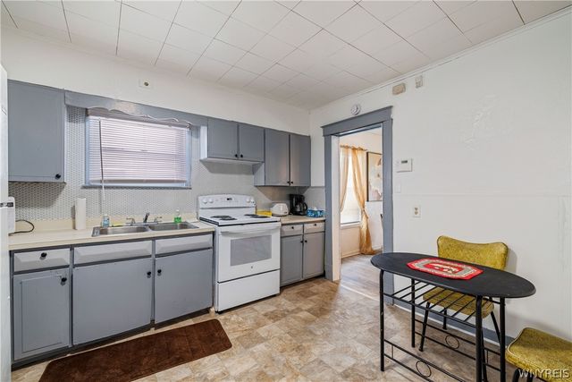 1716 Ashland Avenue, Niagara Falls, NY 14301