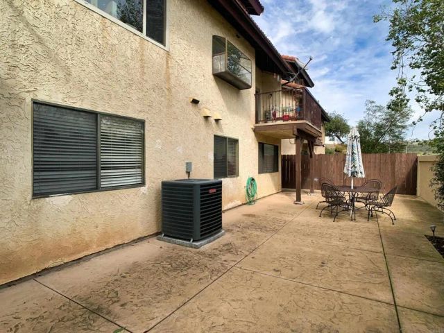 10027 Vallata Court, Spring Valley, CA 91977