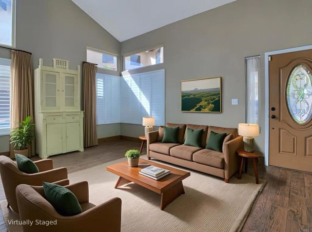 10027 Vallata Court, Spring Valley, CA 91977