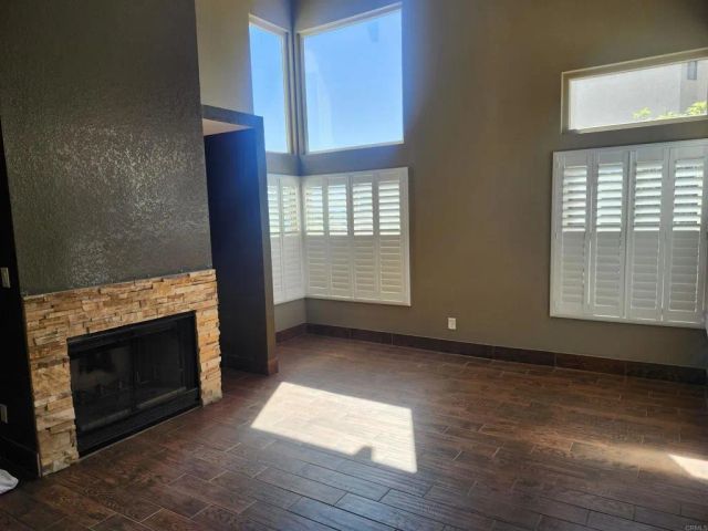 10027 Vallata Court, Spring Valley, CA 91977