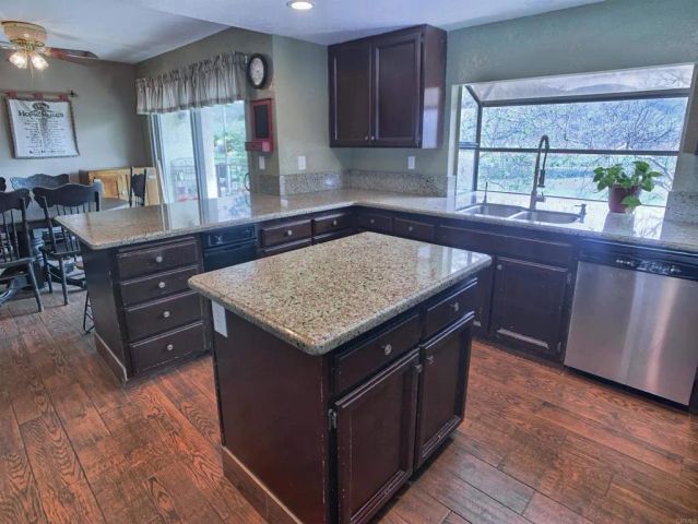 10027 Vallata Court, Spring Valley, CA 91977