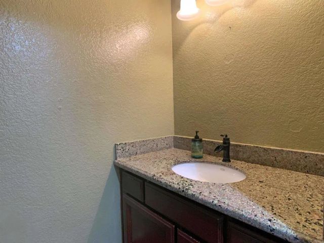 10027 Vallata Court, Spring Valley, CA 91977