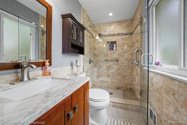 23305 N Rosedale Court, Saint Clair Shores, MI 48080