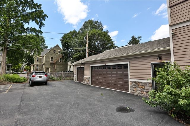 71 Rutgers St, Rochester, NY 14607