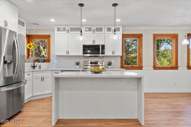 337 S MOUNT VERNON Avenue, Prescott, AZ 86303