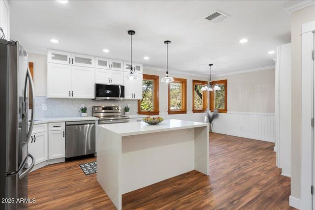 337 S MOUNT VERNON Avenue, Prescott, AZ 86303