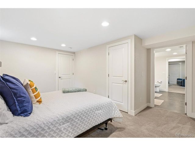 12126 W 69th Ave, Arvada, CO 80004