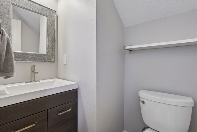 10022 Agate Lane, Johnston, IA 50131