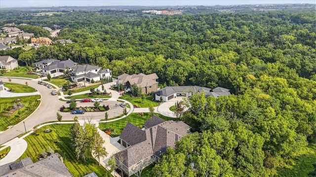 24982 W 106th Court, Olathe, KS 66061