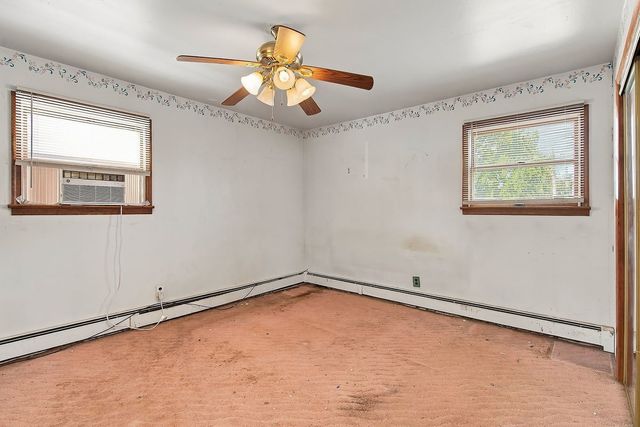 11 Kendall Drive, Parlin, NJ 08859