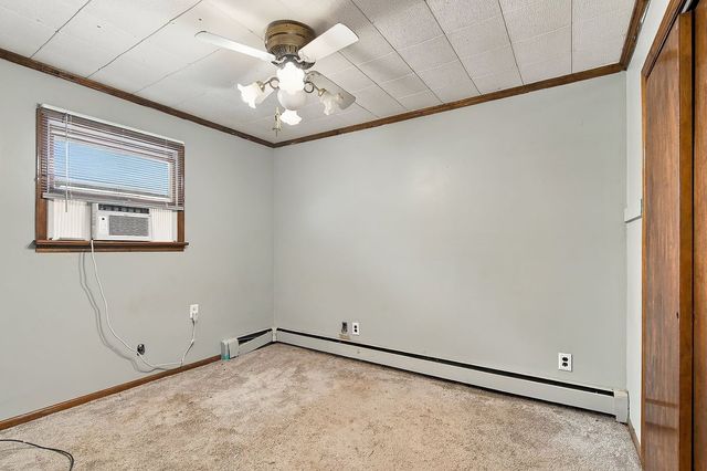 11 Kendall Drive, Parlin, NJ 08859