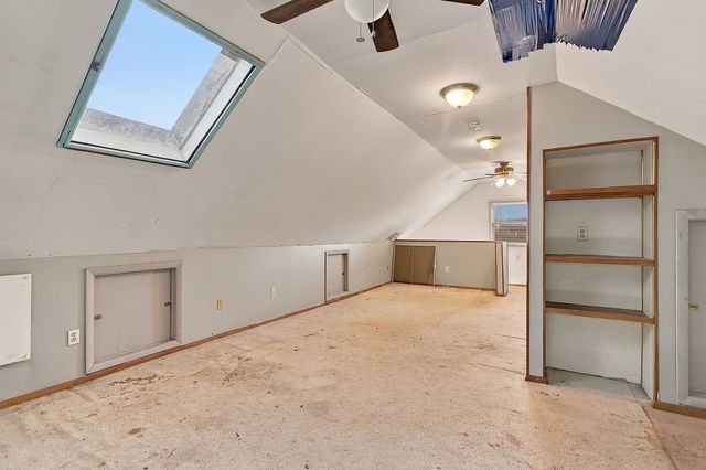 11 Kendall Drive, Parlin, NJ 08859