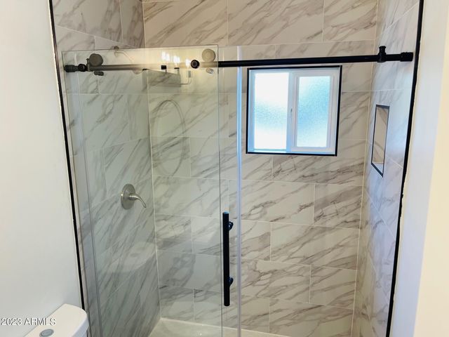6233 N 13th Place Apt 1, Phoenix, AZ 85014