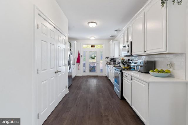 108 HIGH POINTE DR, Hummelstown, PA 17036