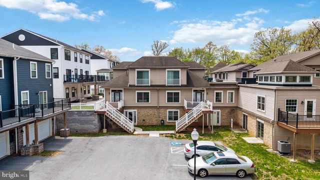 108 HIGH POINTE DR, Hummelstown, PA 17036