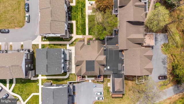 108 HIGH POINTE DR, Hummelstown, PA 17036