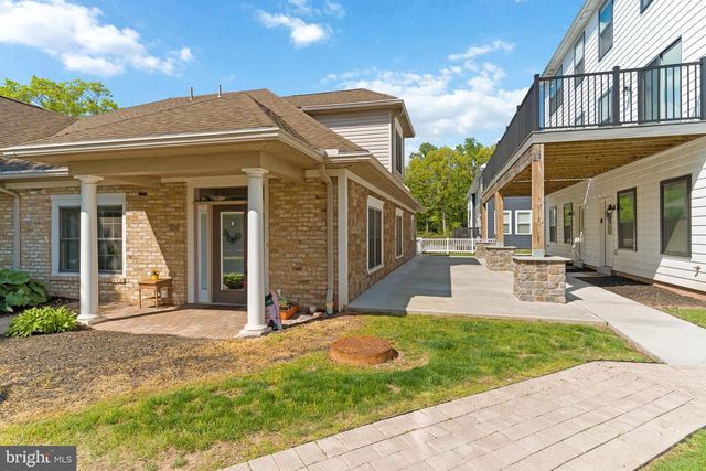 108 HIGH POINTE DR, Hummelstown, PA 17036