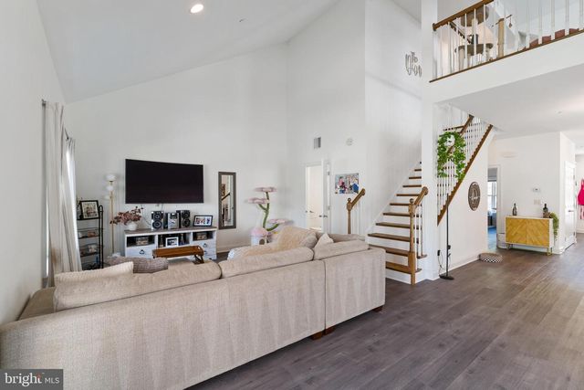 108 HIGH POINTE DR, Hummelstown, PA 17036