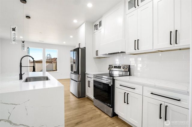 3037 Blackbird Place NE, Moses Lake, WA 98837