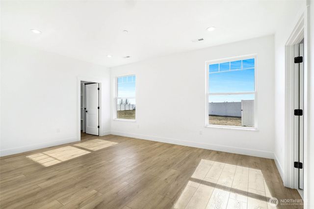 3037 Blackbird Place NE, Moses Lake, WA 98837