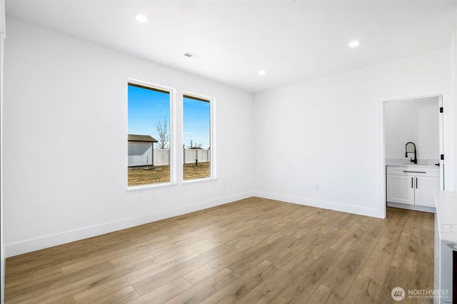 3037 Blackbird Place NE, Moses Lake, WA 98837