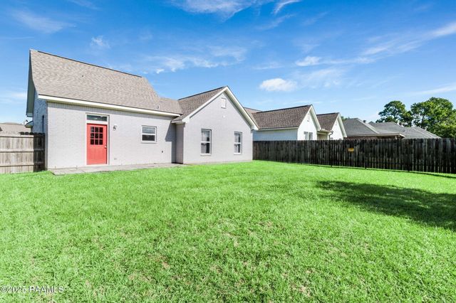 202 Saint Matthias Drive, Carencro, LA 70520