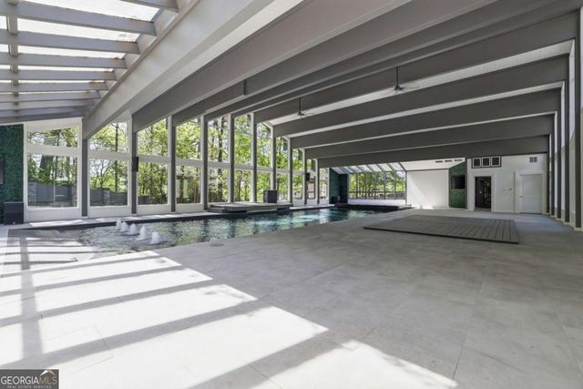 2883 W Roxboro Road NE, Atlanta, GA 30324