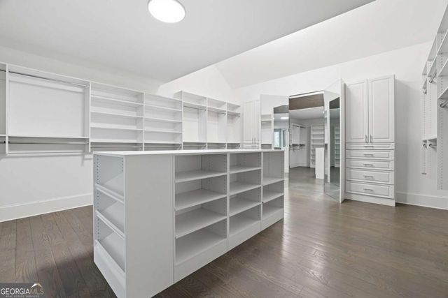 2883 W Roxboro Road NE, Atlanta, GA 30324