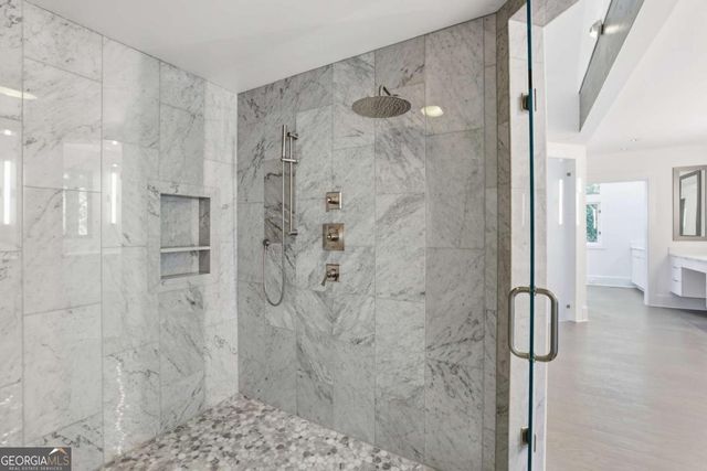 2883 W Roxboro Road NE, Atlanta, GA 30324