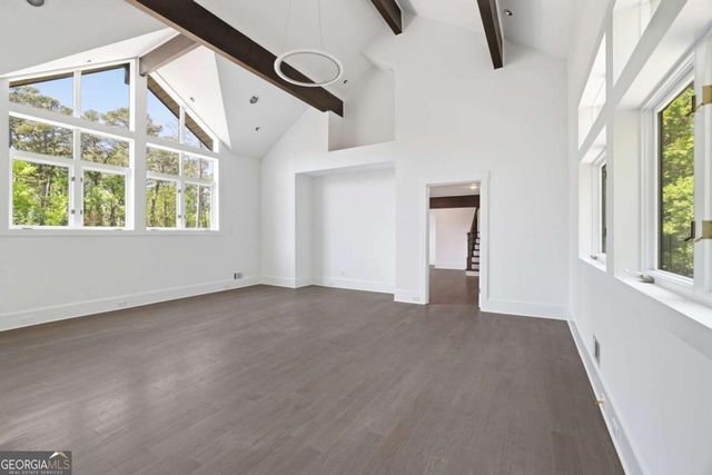 2883 W Roxboro Road NE, Atlanta, GA 30324