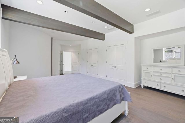 2883 W Roxboro Road NE, Atlanta, GA 30324