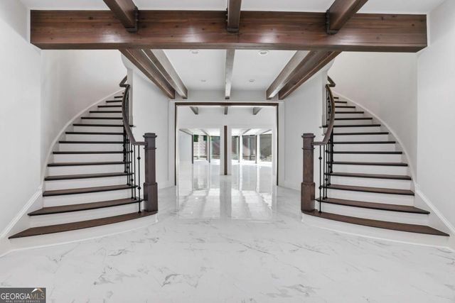 2883 W Roxboro Road NE, Atlanta, GA 30324
