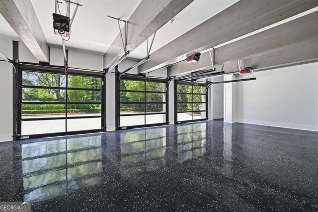 2883 W Roxboro Road NE, Atlanta, GA 30324