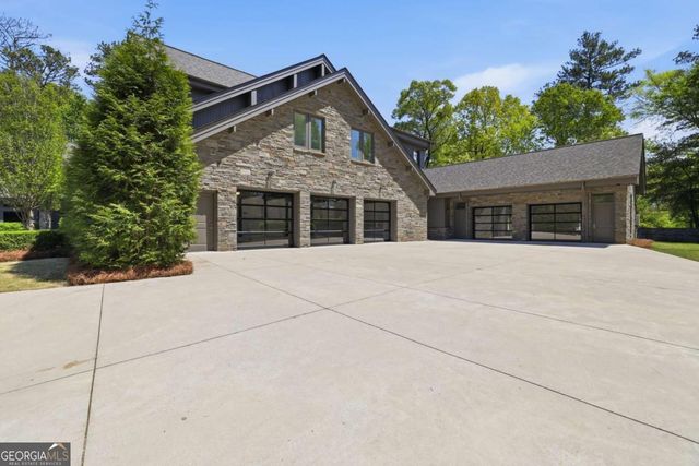 2883 W Roxboro Road NE, Atlanta, GA 30324