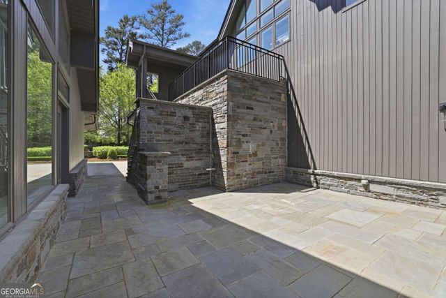 2883 W Roxboro Road NE, Atlanta, GA 30324