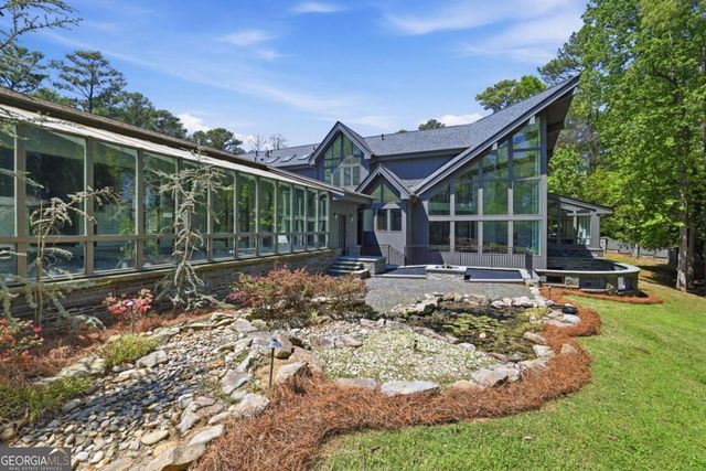 2883 W Roxboro Road NE, Atlanta, GA 30324