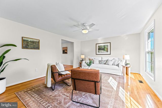 11 RANDOLPH SPRINGS CT, Baltimore, MD 21228