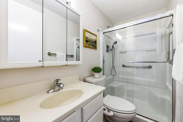11 RANDOLPH SPRINGS CT, Baltimore, MD 21228