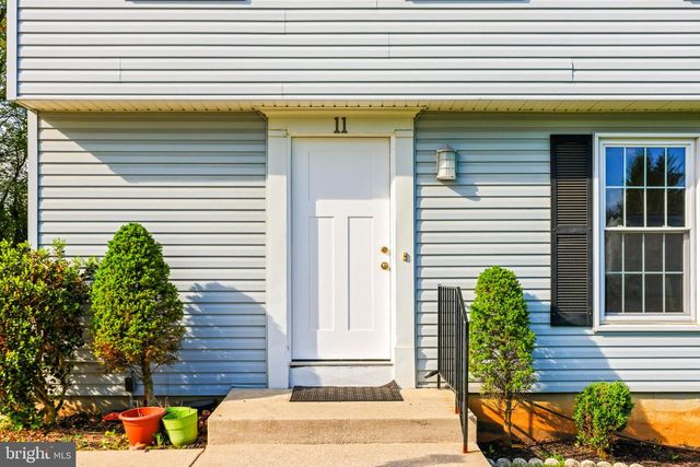 11 RANDOLPH SPRINGS CT, Baltimore, MD 21228