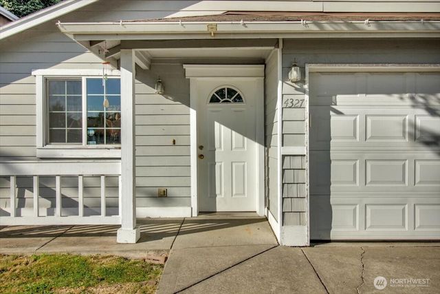 4327 151st Drive NE, Marysville, WA 98271